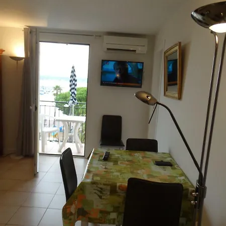 Apartment T2 Mer